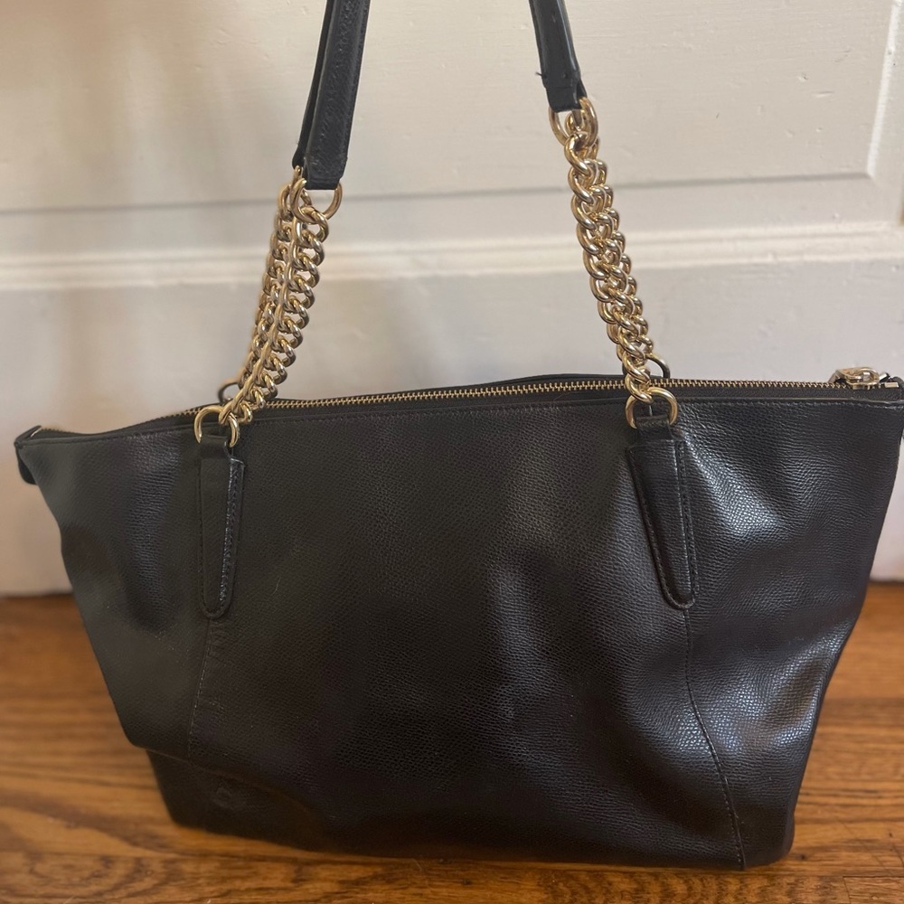 Coach Shoulder Bag - Black & Gold - Chain Strap - Picture 3 of 4